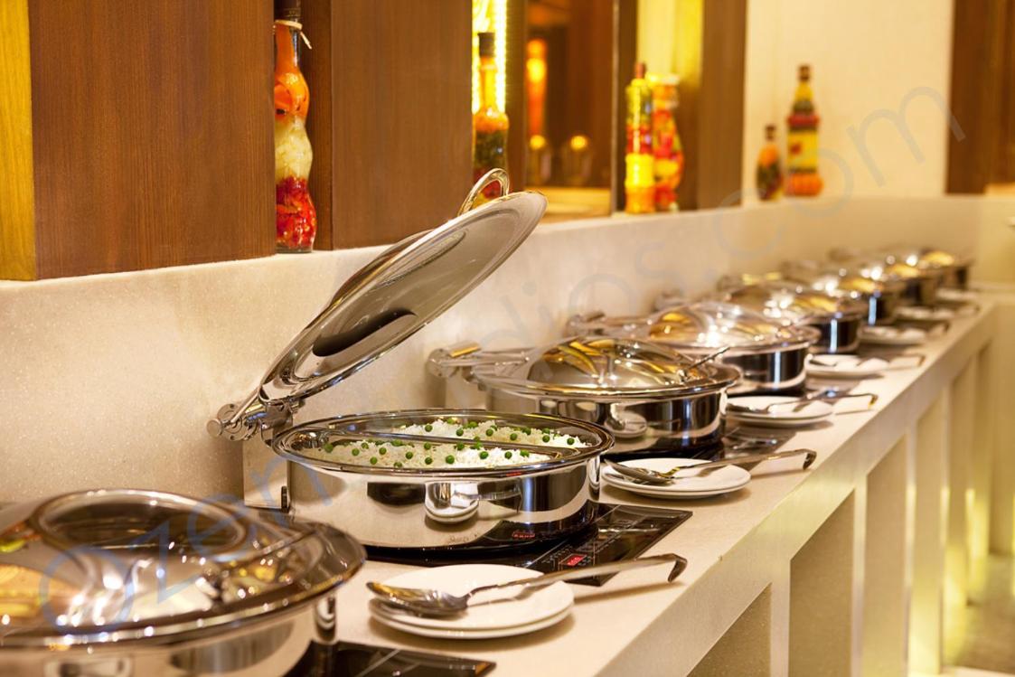 The Place Gurugram, A Member Of Radisson Individuals Gurgaon Esterno foto